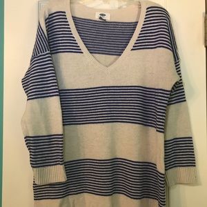 Cream & blue tunic style sweater